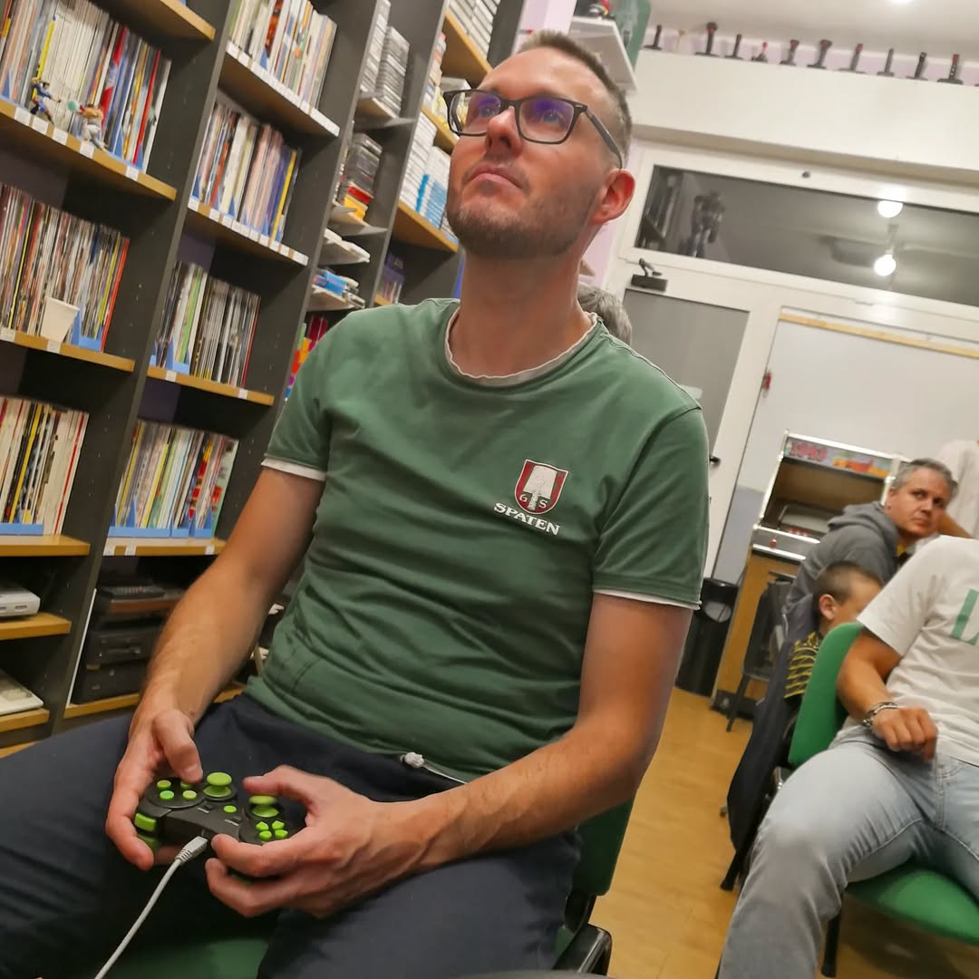 zzzpoeple2.jpg